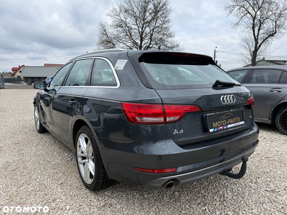 Audi A4 Limousine - 1