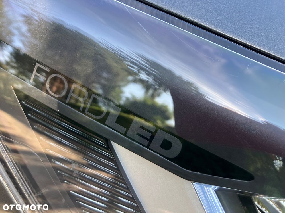 Ford Focus 1.0 EcoBoost Hybrid ST-LINE X - 15