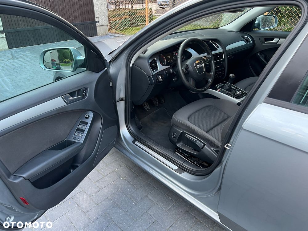 Audi A4 Avant 2.0 TDI - 11