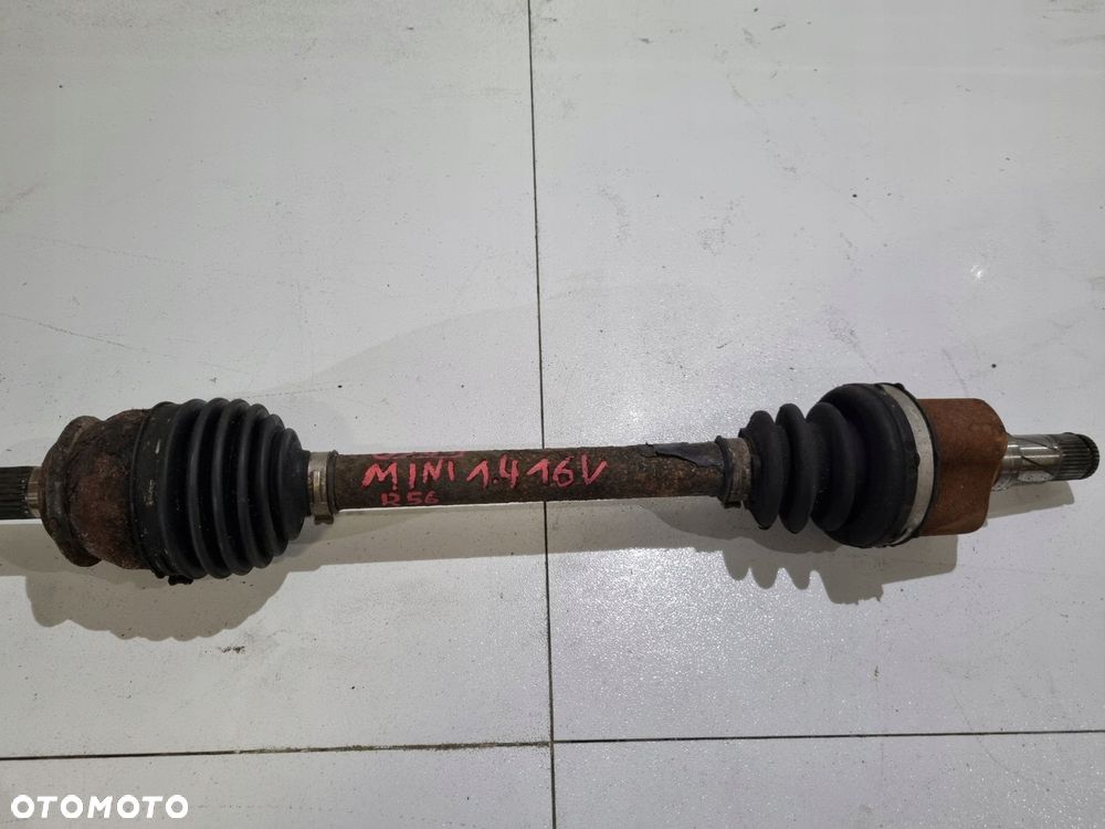 MINI COOPER R56 PÓŁOŚ LEWA KRÓTKA 1.4 16V - 2