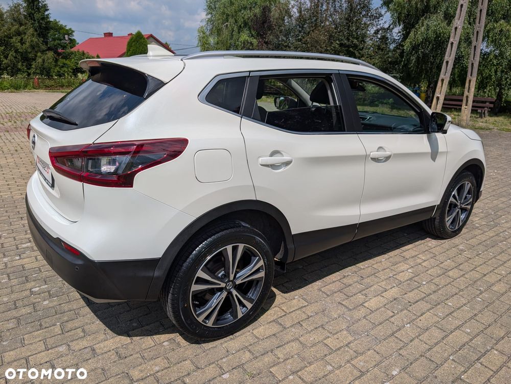 Nissan Qashqai 1.3 DIG-T N-Connecta - 8