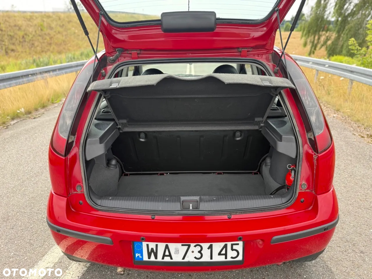 Opel Corsa 1.2 16V Essentia - 27