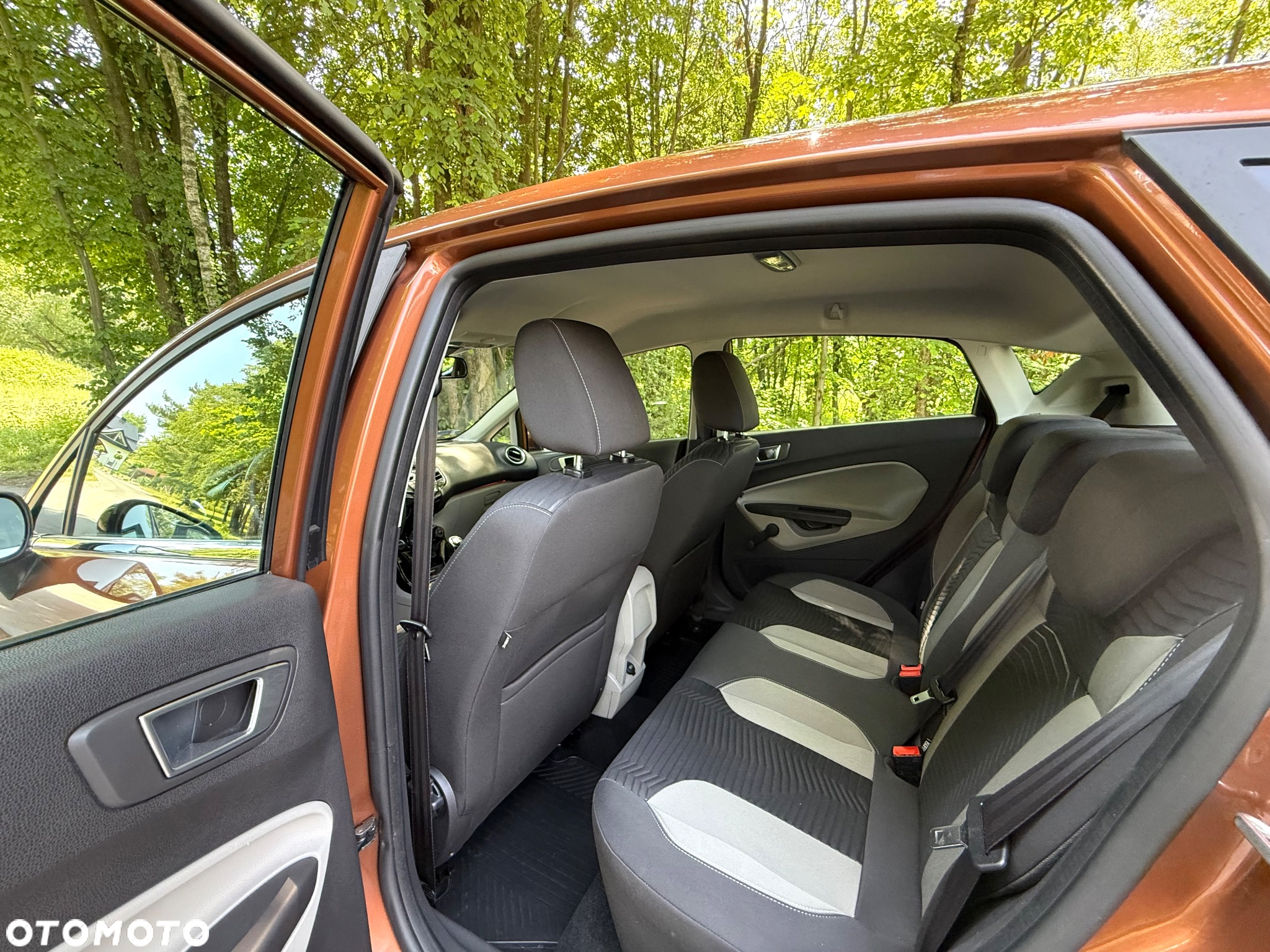 Ford Fiesta 1.4 Titanium - 22