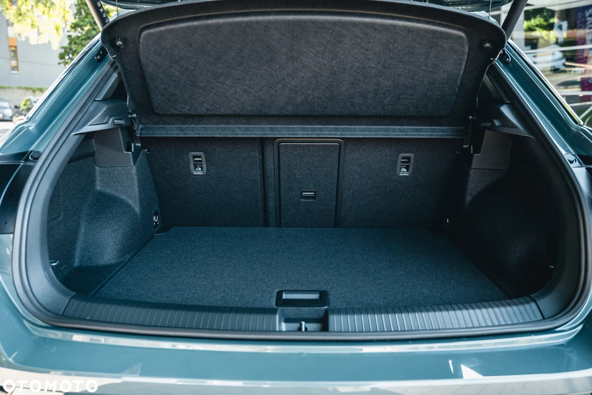 Volkswagen T-Roc 1.5 TSI R-Line Plus DSG - 16