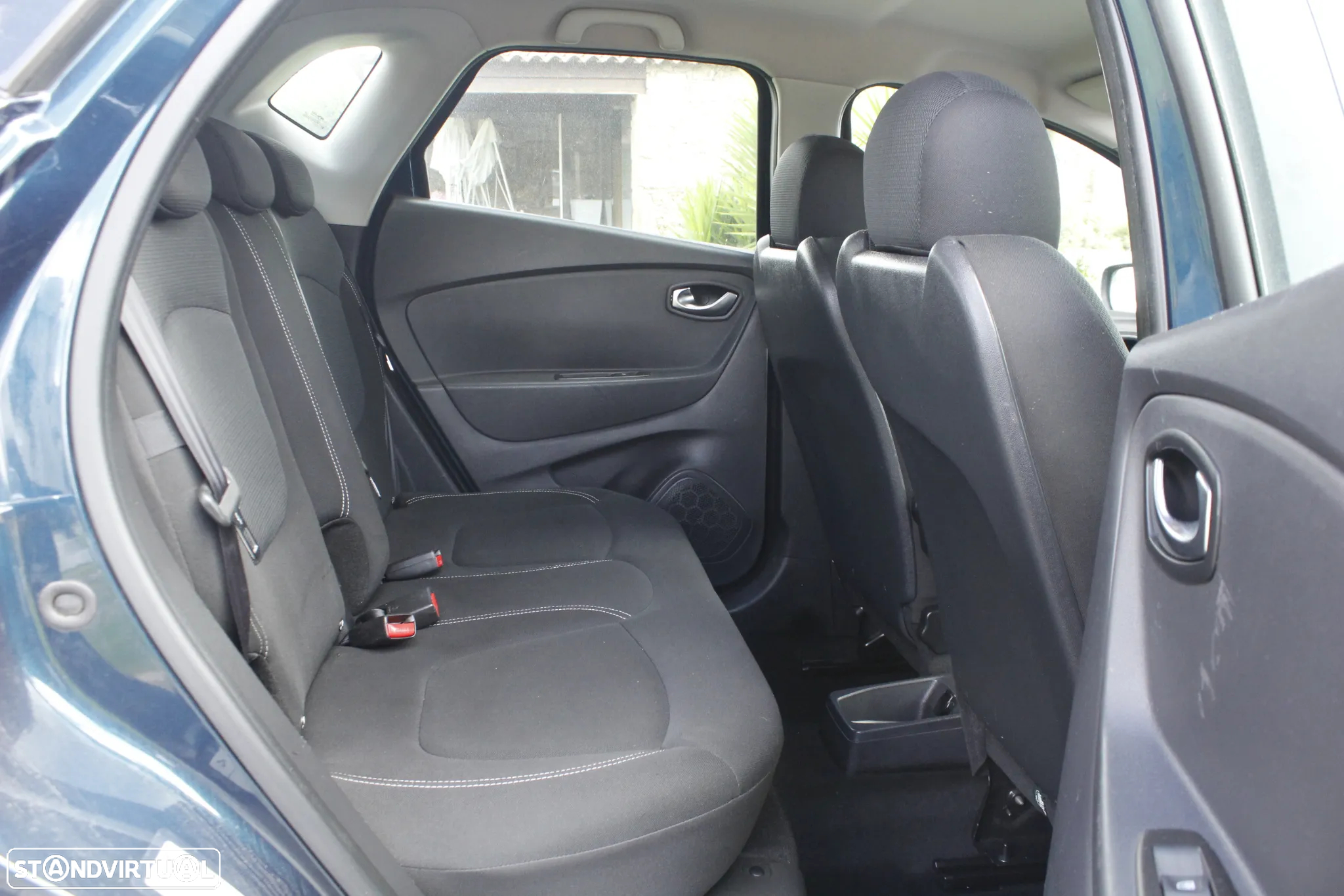 Renault Captur 1.5 dCi Exclusive EDC - 20