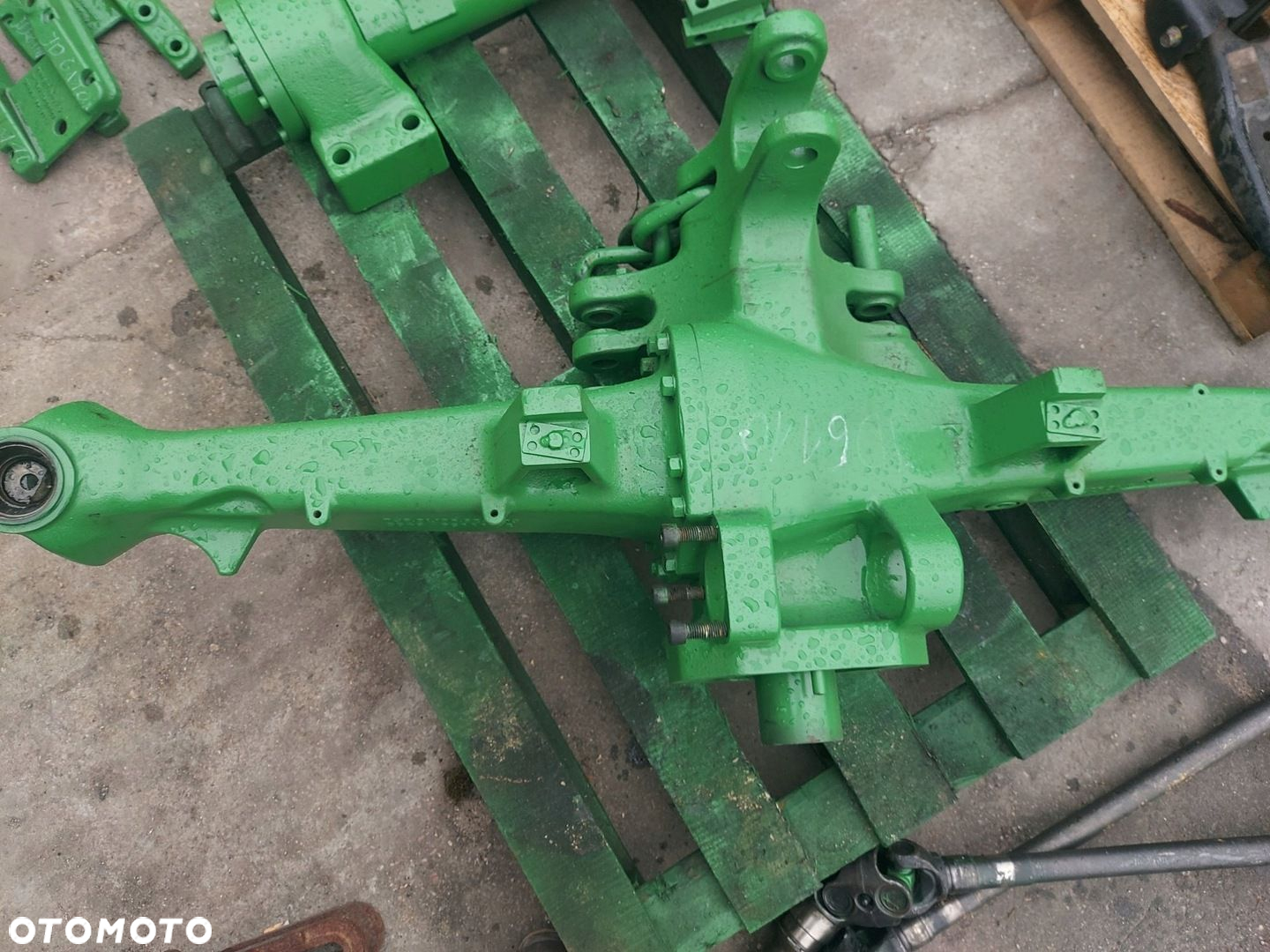 MOST PRZEDNI OBUDOWA OŚ PRZEDNIA L AL225162 P AL209972 JOHN DEERE 6110R - 4