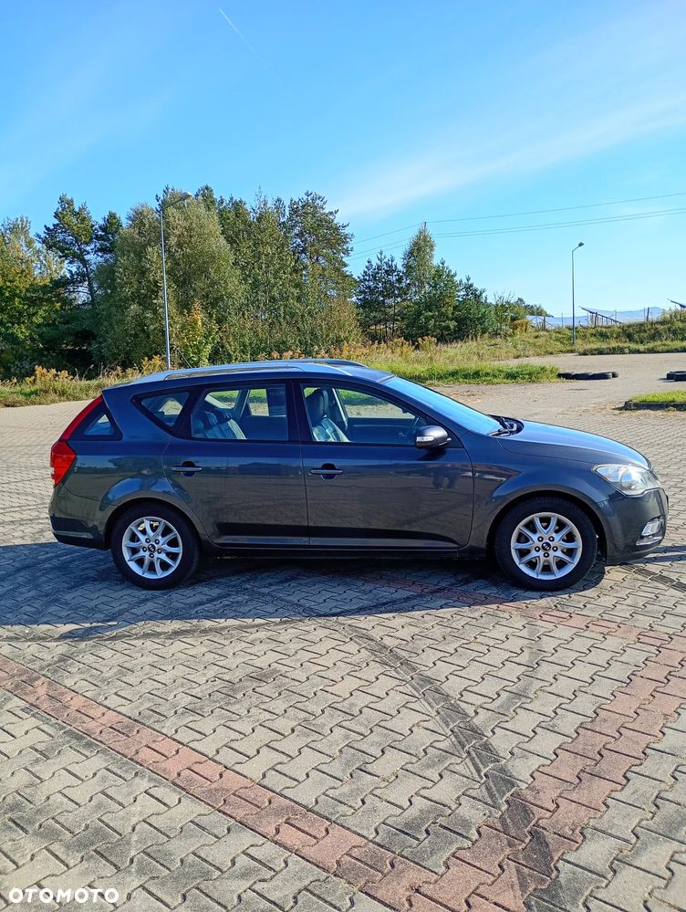Kia Ceed - 2