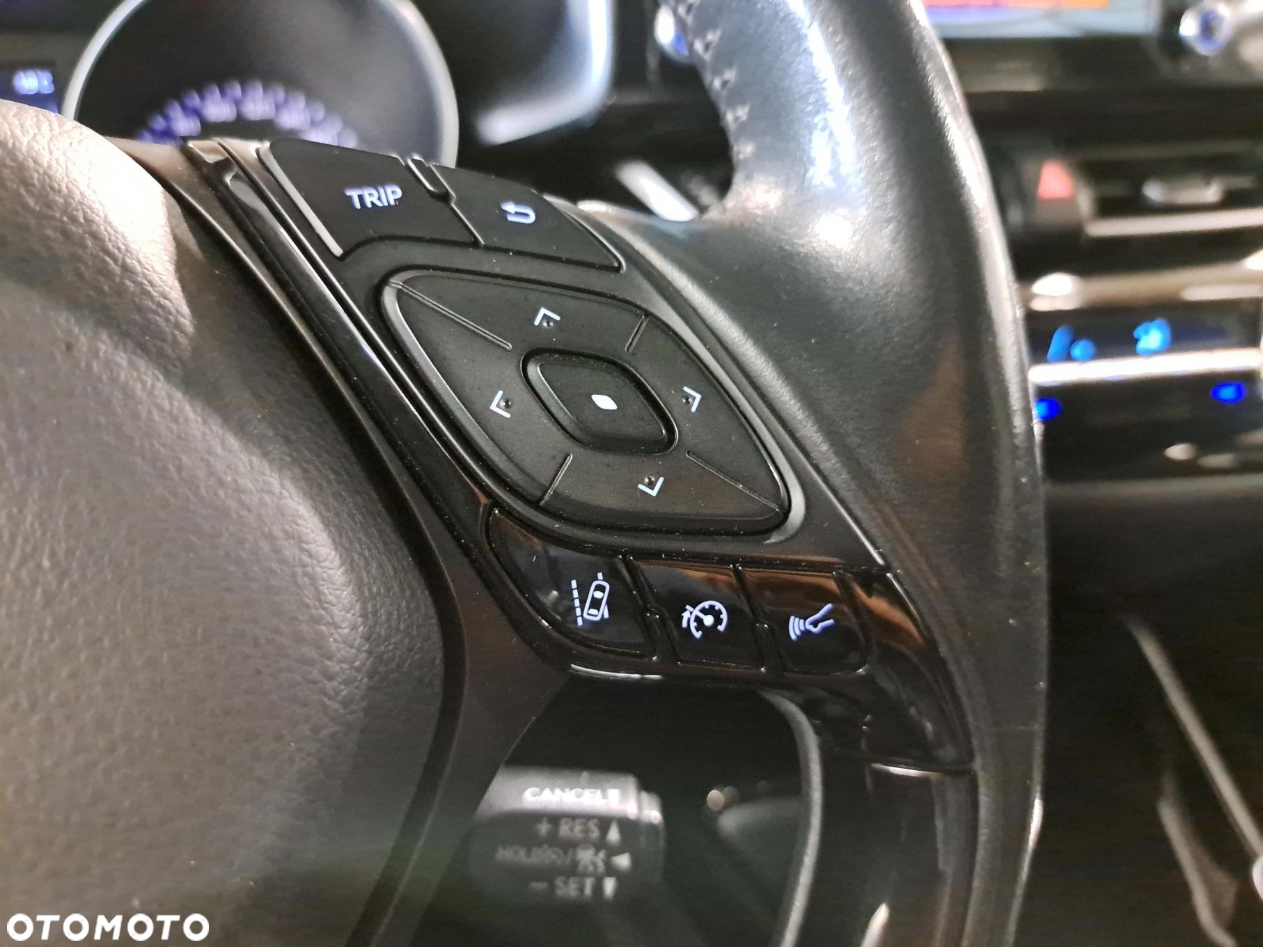 Toyota C-HR - 22