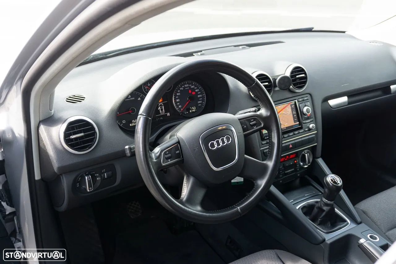 Audi A3 Sportback 1.6 TDI Attraction - 9
