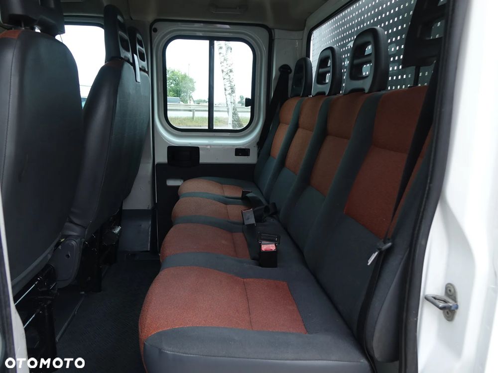Fiat Ducato 7-osobowy DOKA skrzynia ładunkowa - 13
