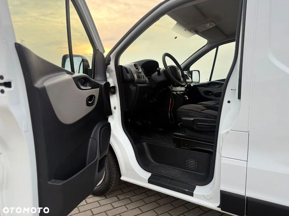 Renault TRAFIC - 14