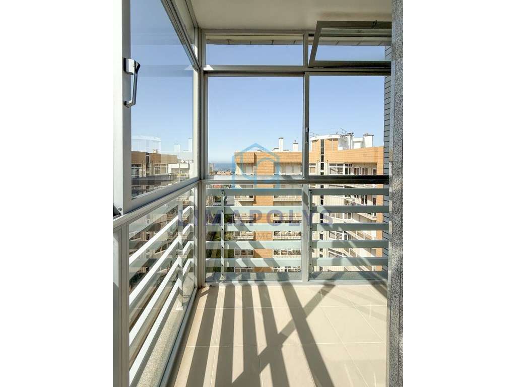 Fantástico T2 com vista de mar na praia da Amorosa - Grande imagem: 5/16