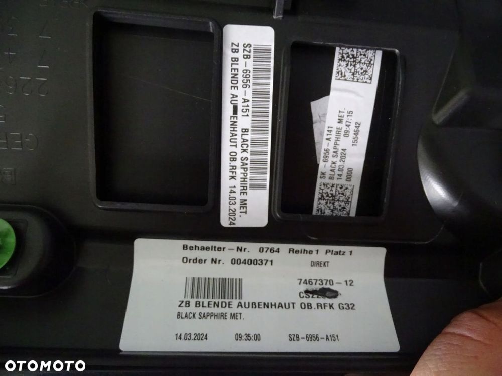 BLENDA KLAPY BAGAŻNIKA BMW G32 Gran Turismo OE 7467370 BLACK SAPPHIRE MET. - 4