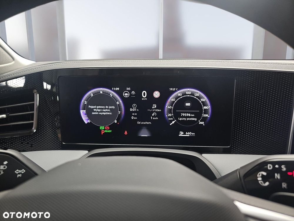 Volkswagen Passat - 16