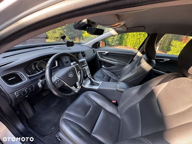 Volvo S60 Cross Country T5 AWD Summum - 11
