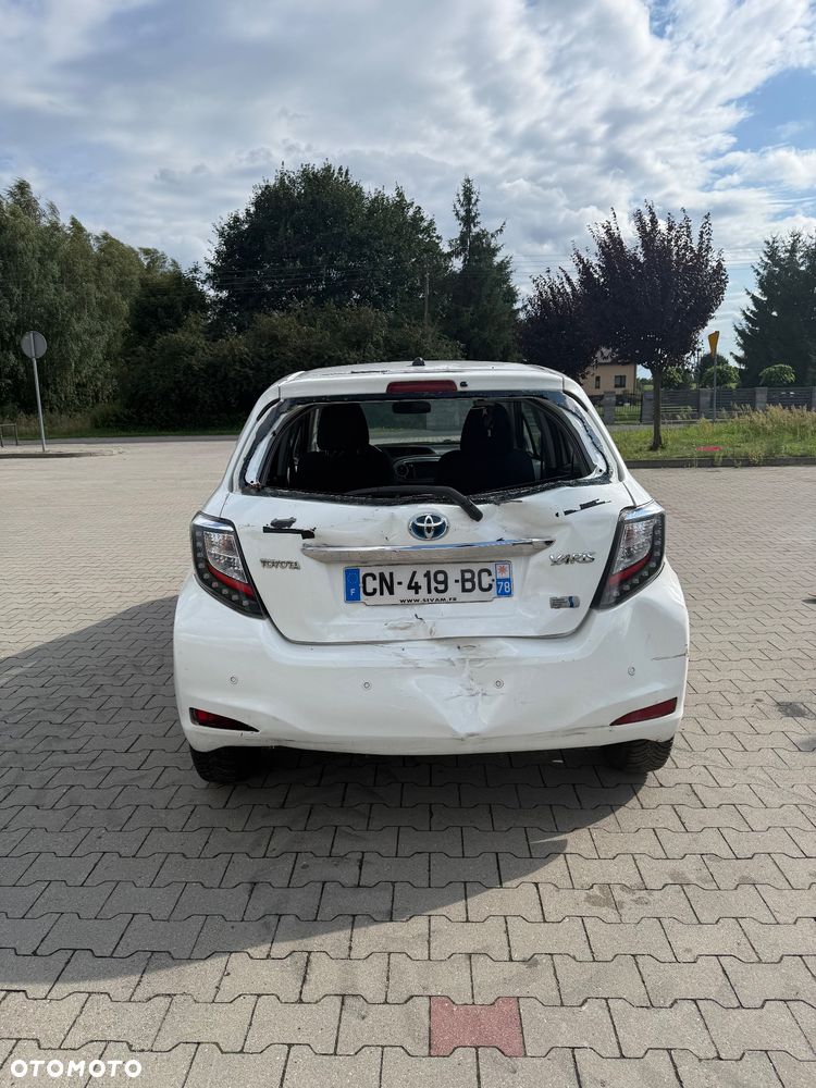 Toyota Yaris - 5