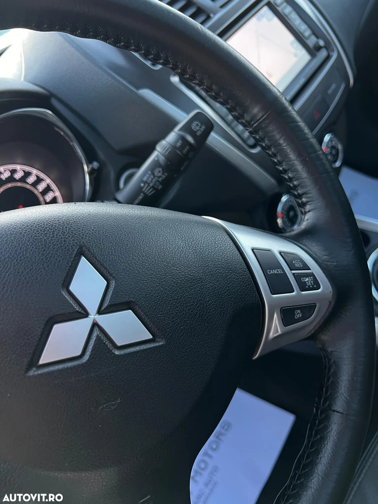 Mitsubishi ASX 1.8 DI-D 4WD Instyle - 11