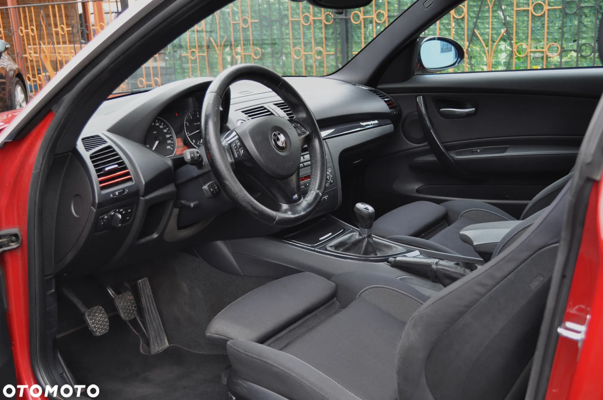 BMW Seria 1 118i Edition Sport - 10