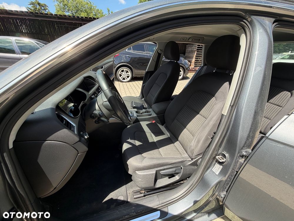 Audi A4 Avant - 16