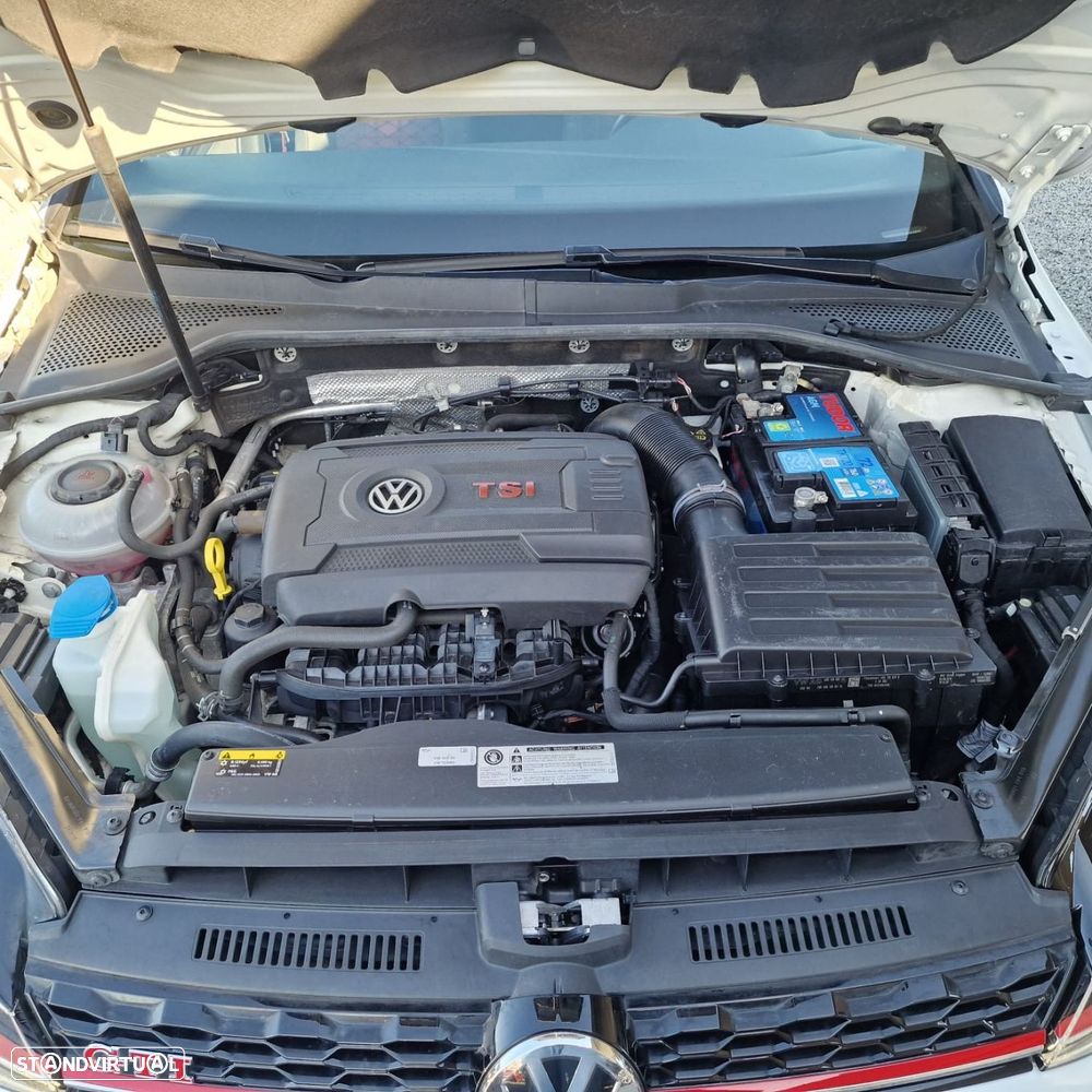 VW Golf 2.0 TSI GTi TCR DSG - 41