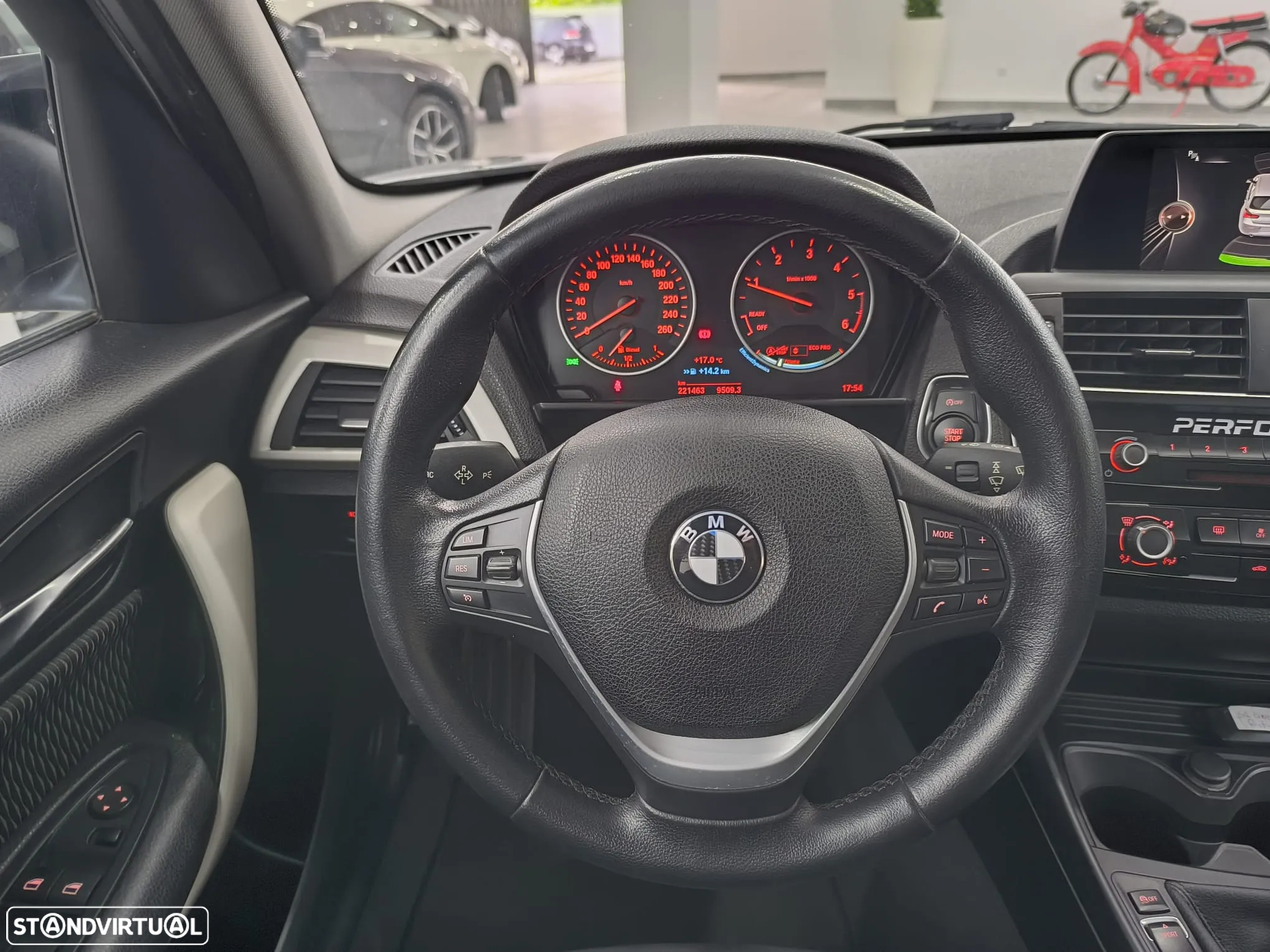 BMW 116 d Line Sport - 32