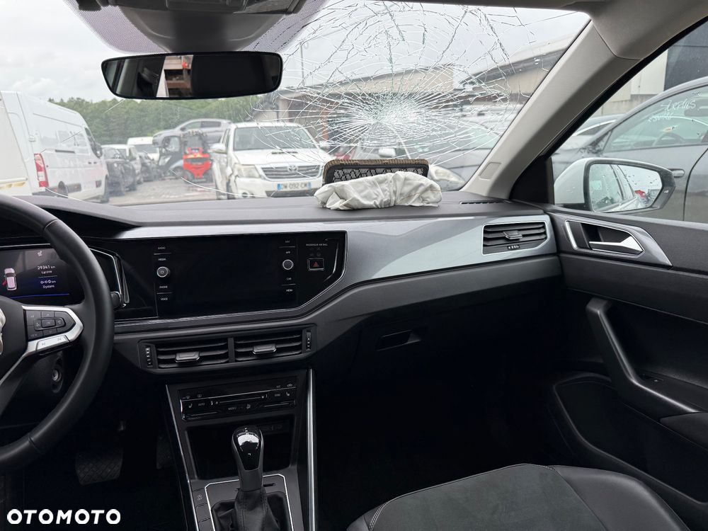 Volkswagen Polo - 11