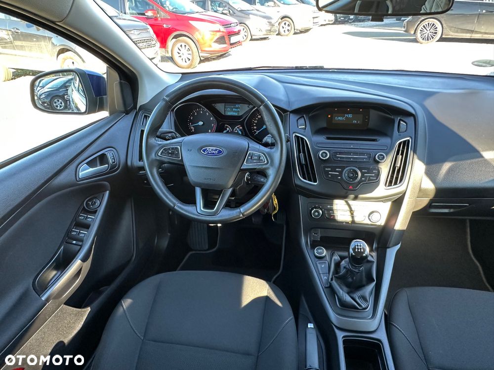 Ford Focus 1.0 EcoBoost Start-Stopp-System COOL&CONNECT DESIGN - 28