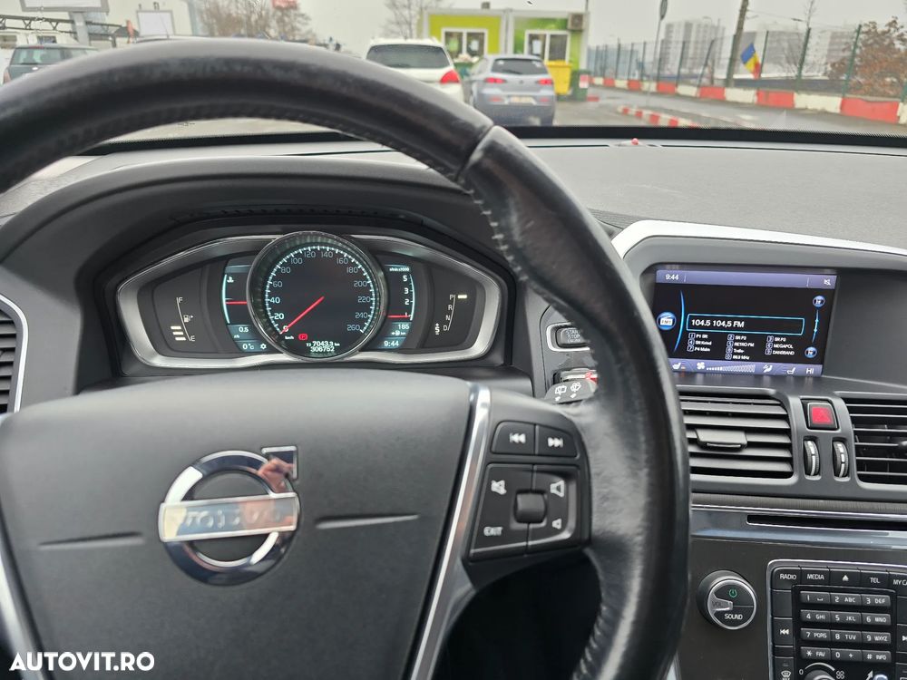 Volvo XC 60 D3 Geartronic Momentum - 7