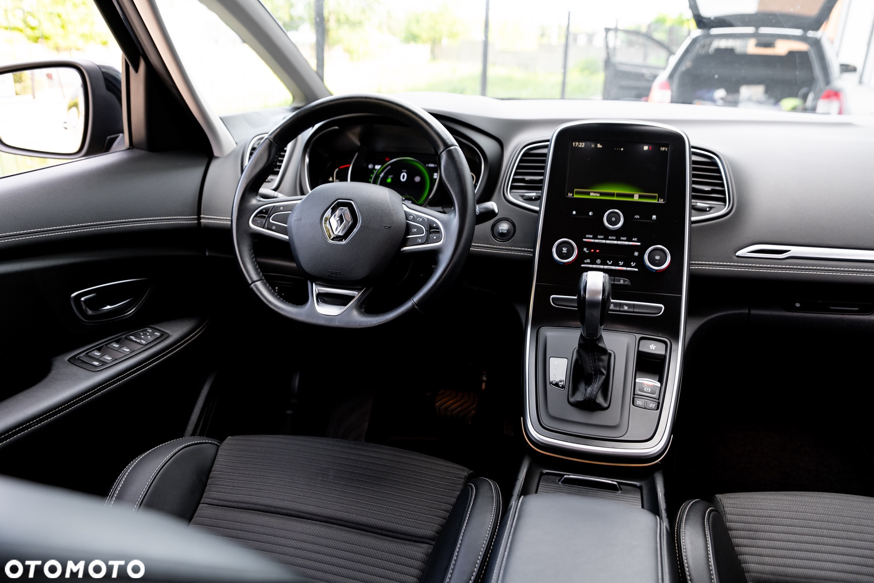 Renault Grand Scenic Gr 1.3 TCe Energy Zen EDC - 28