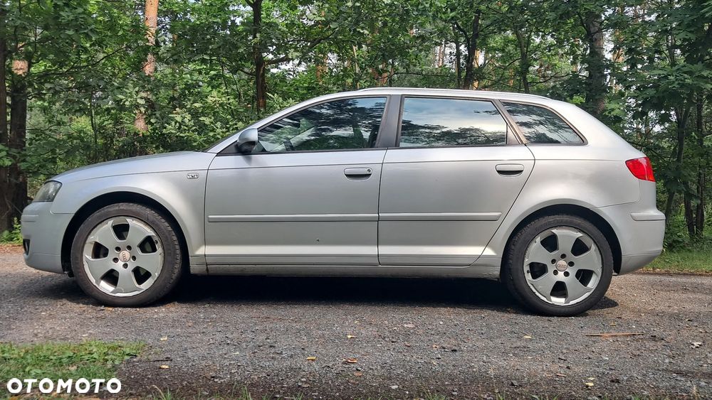 Audi A3 Sportback - 2