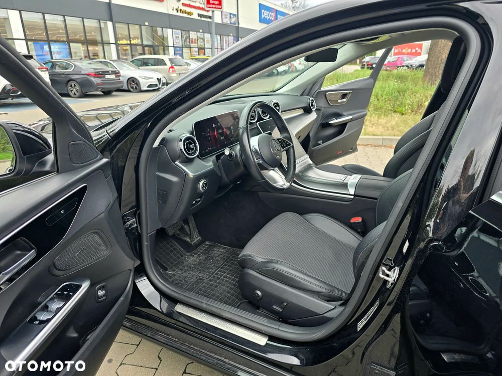 Mercedes-Benz Klasa C 220 d 9G-TRONIC - 16
