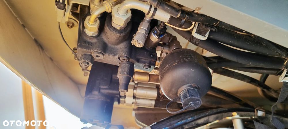 Liebherr L556 WAGA CENTRALNE SMAROWANIE SPROWADZONA L566 L550 - 24