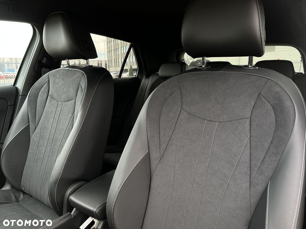 Volkswagen T-Roc - 18