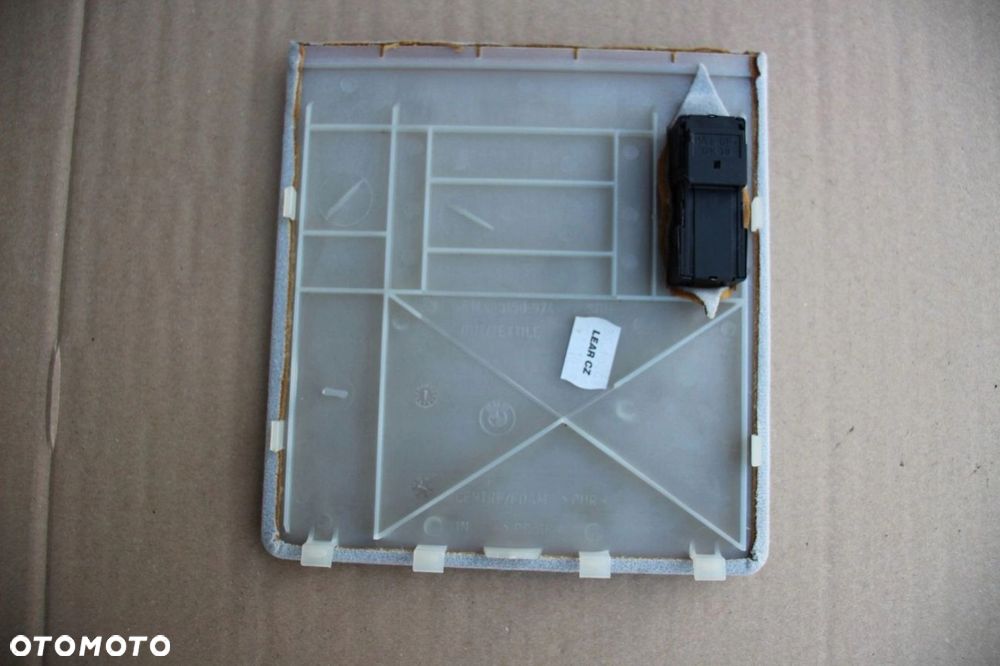 Osłona zaślepka podsufitki BMW e39 8150974 pod szyberdach - 2