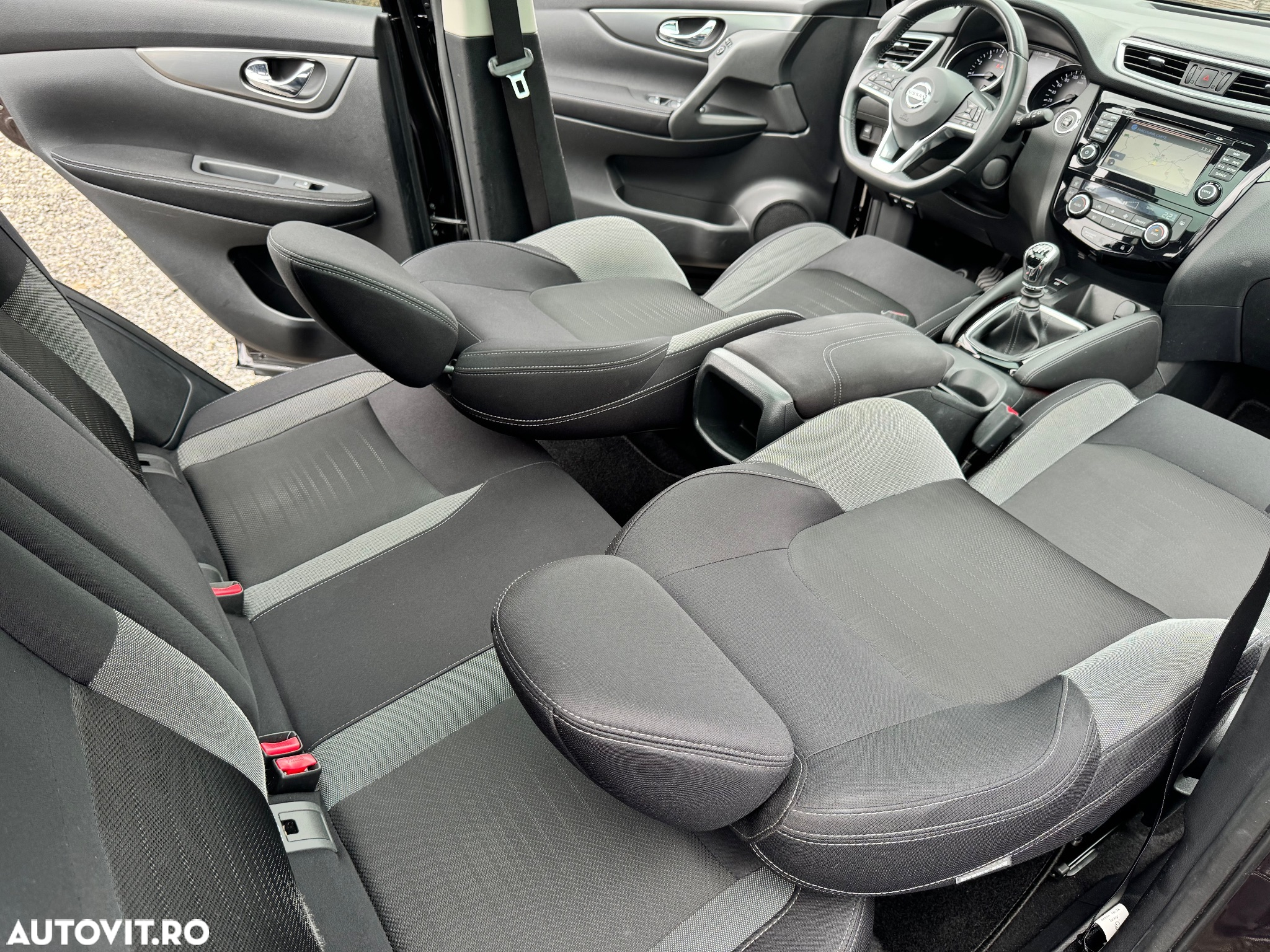 Nissan Qashqai 1.2 DIG-T Start/Stop N-Connecta - 20