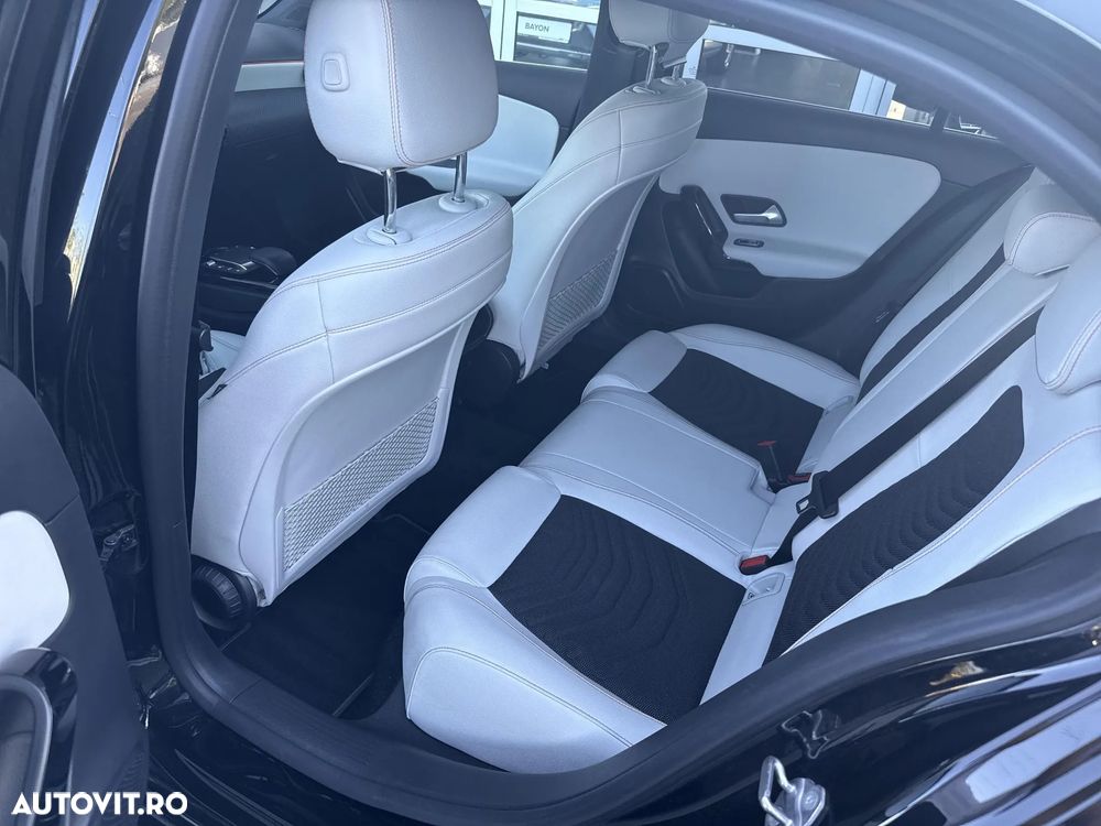 Mercedes-Benz A - 20