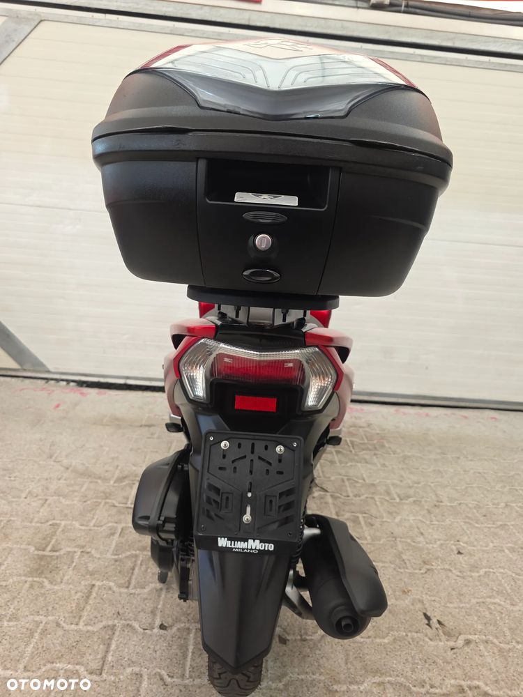 Yamaha Tricity - 25