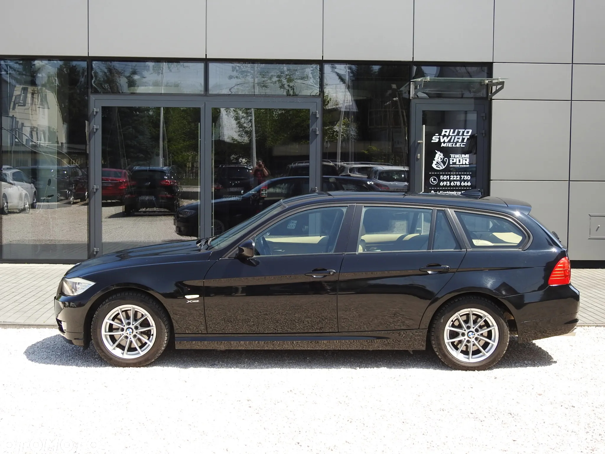 BMW Seria 3 320d Touring xDrive - 6