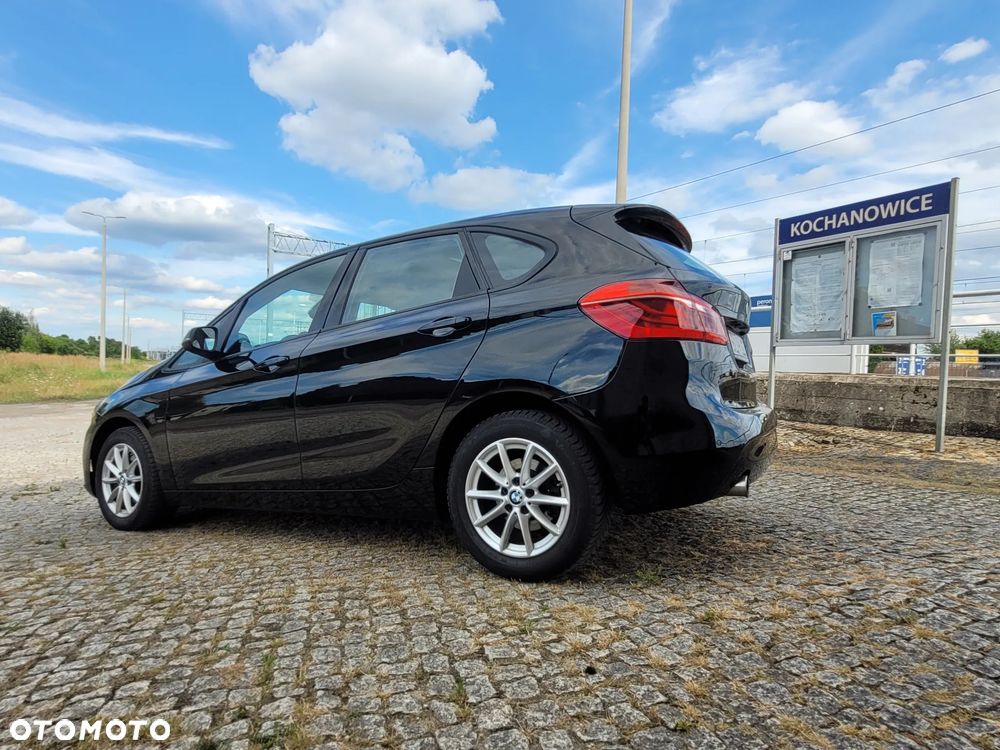 BMW Seria 2 216d Active Tourer - 9