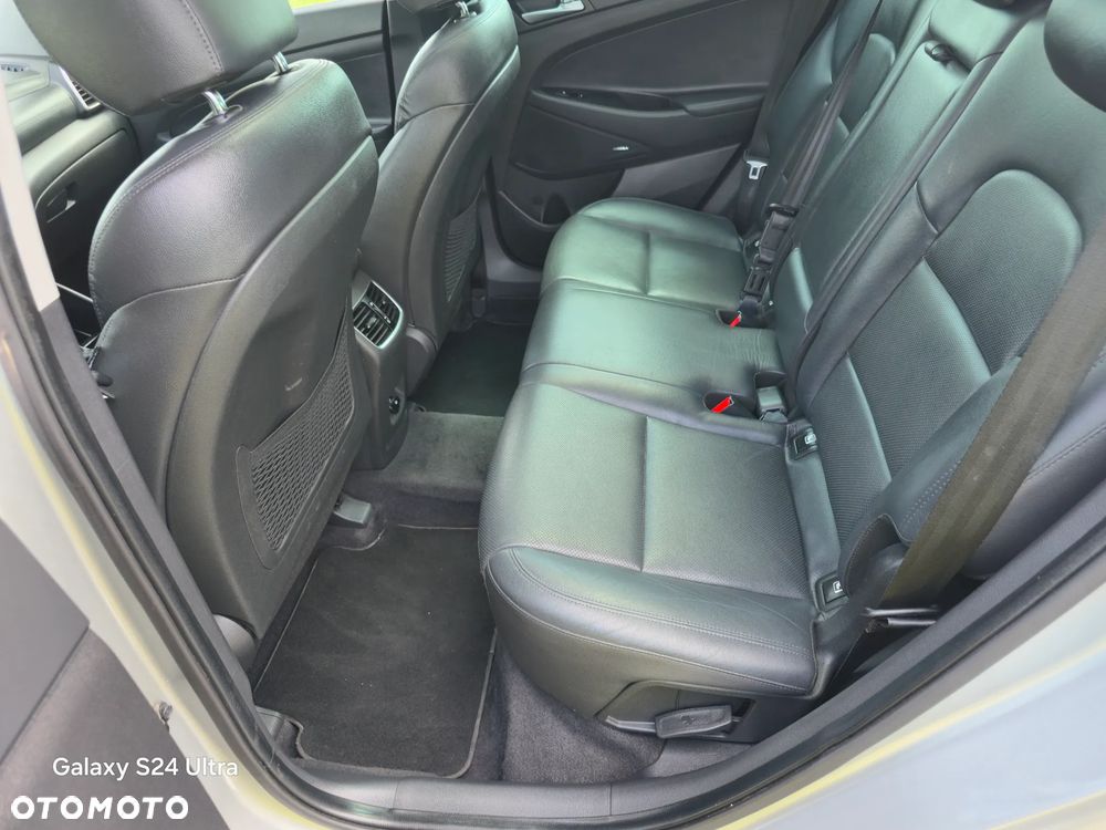 Hyundai Tucson blue 1.6 CRDi 2WD DCT Premium - 32