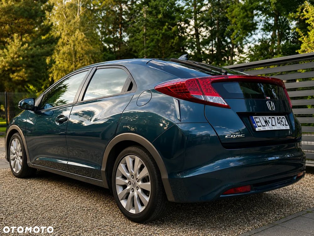 Honda Civic 1.8 i-VTEC Automatik Executive - 29