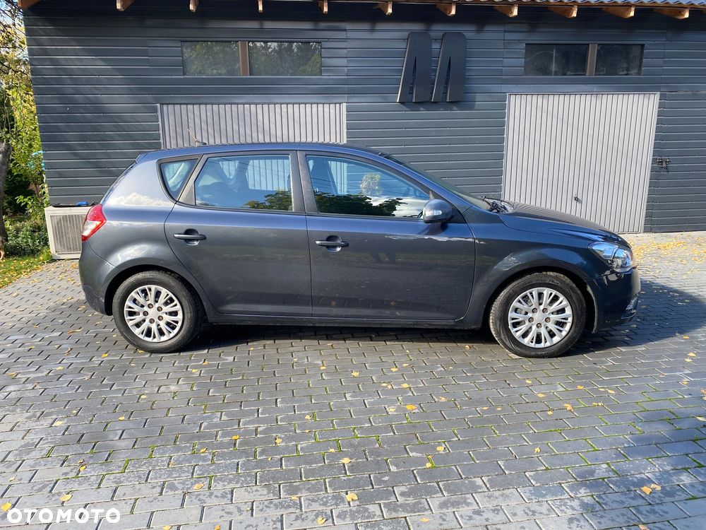 Kia Ceed Cee'd 1.6 Crdi Comfort - 6