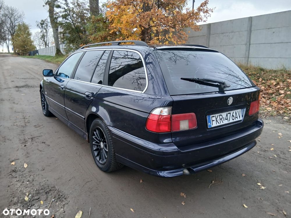 BMW 5 Series 2003 photo 4