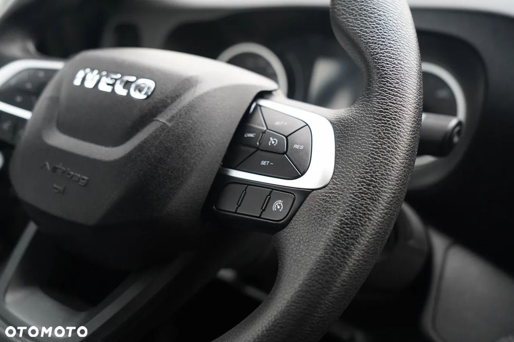 Iveco DAILY 35-160 / KONTENER 4,3 M / WINDA DHOLLANDIA  / BLIŹNIAK   DMC: 3500 KG /  2021 - 34