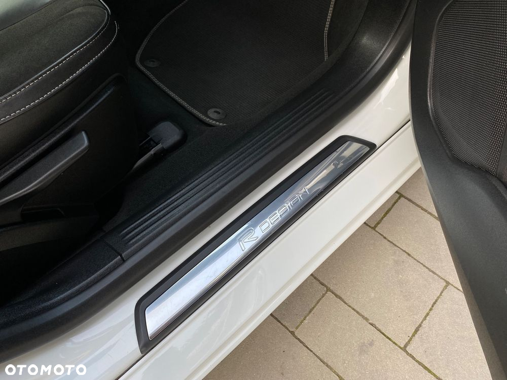 Volvo V40 T4 Drive-E R-Design Momentum - 31