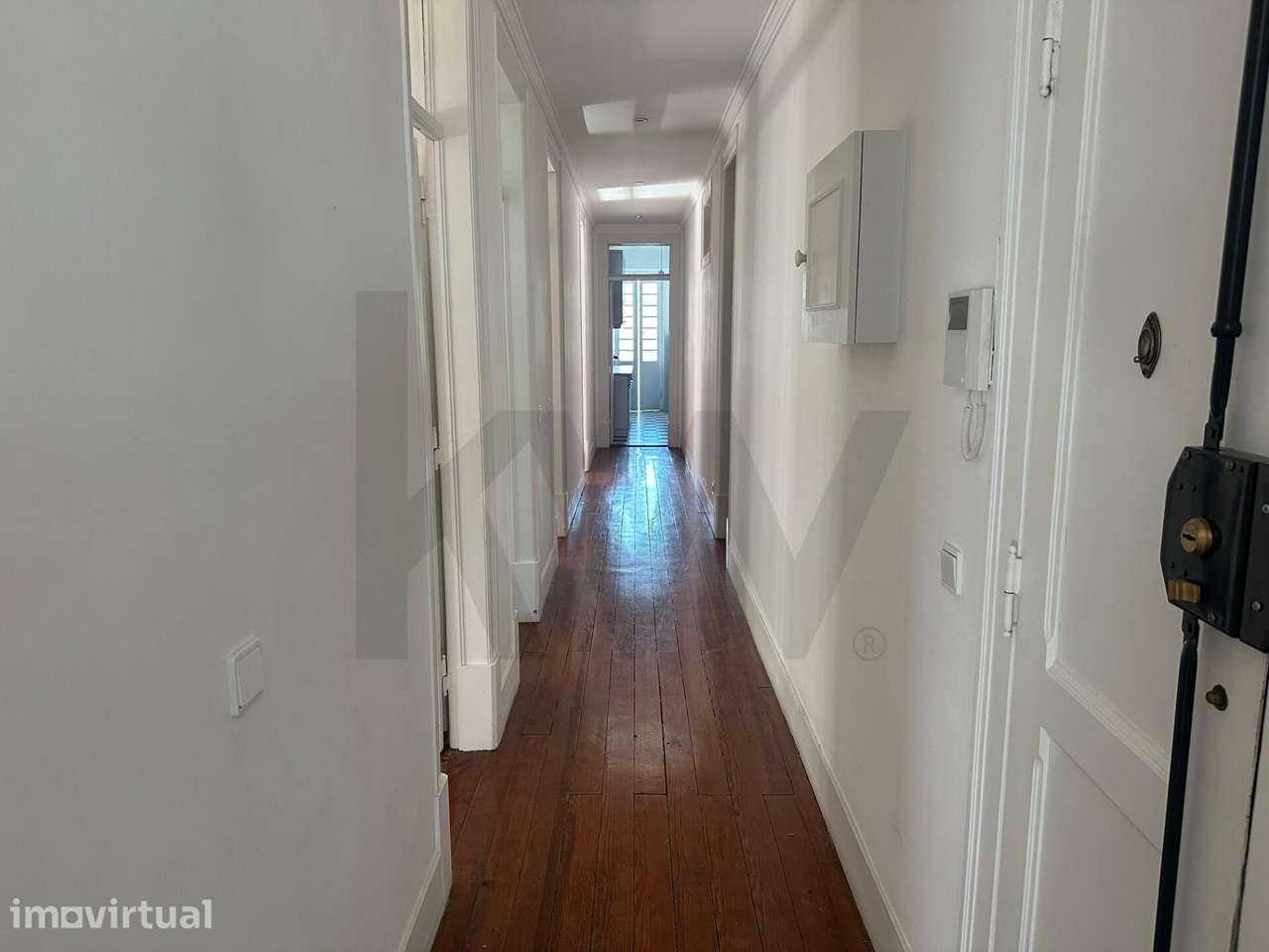 T4 | 130m2 | Amoreiras – Charme, Centralidade e Luminosidade - Grande imagem: 2/23