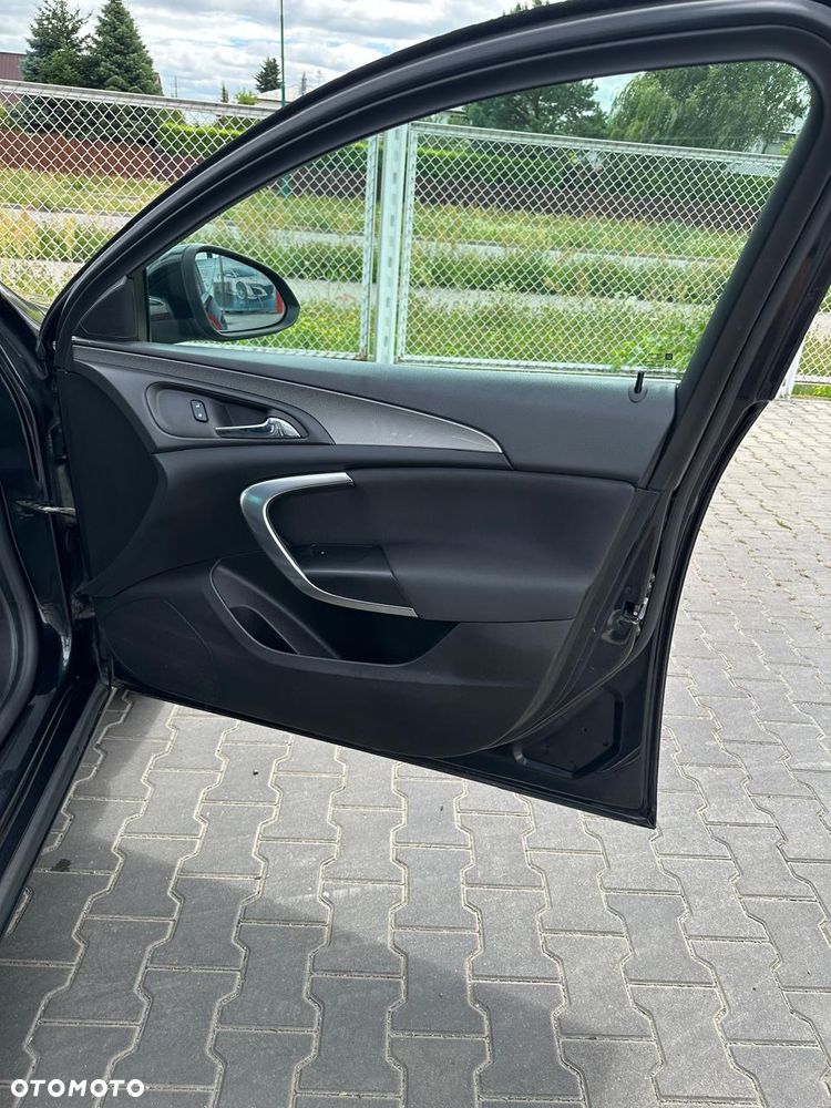 Opel Insignia - 18