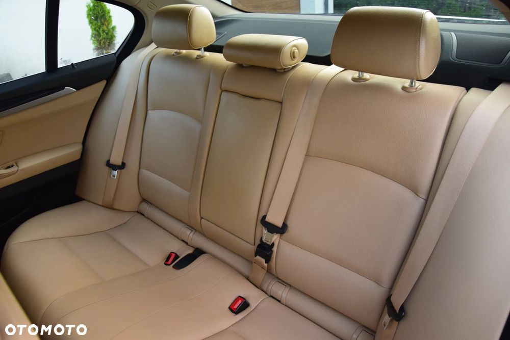 BMW Seria 5 520d Efficient Dynamics Luxury Line - 20