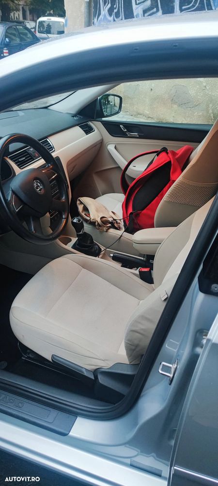 Skoda RAPID 1.2 TSI Drive - 2