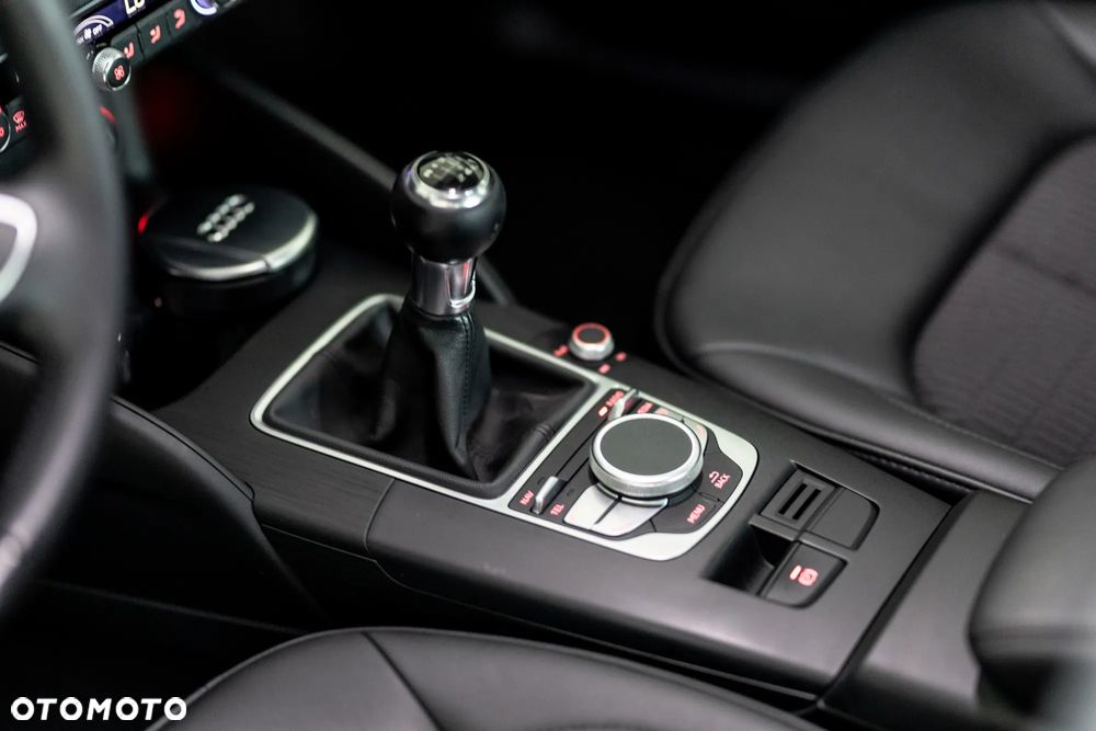 Audi A3 Sportback 2.0 TDI quattro sport - 6
